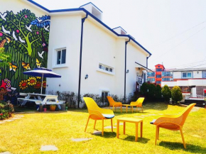 Tongyeong One Guesthouse
